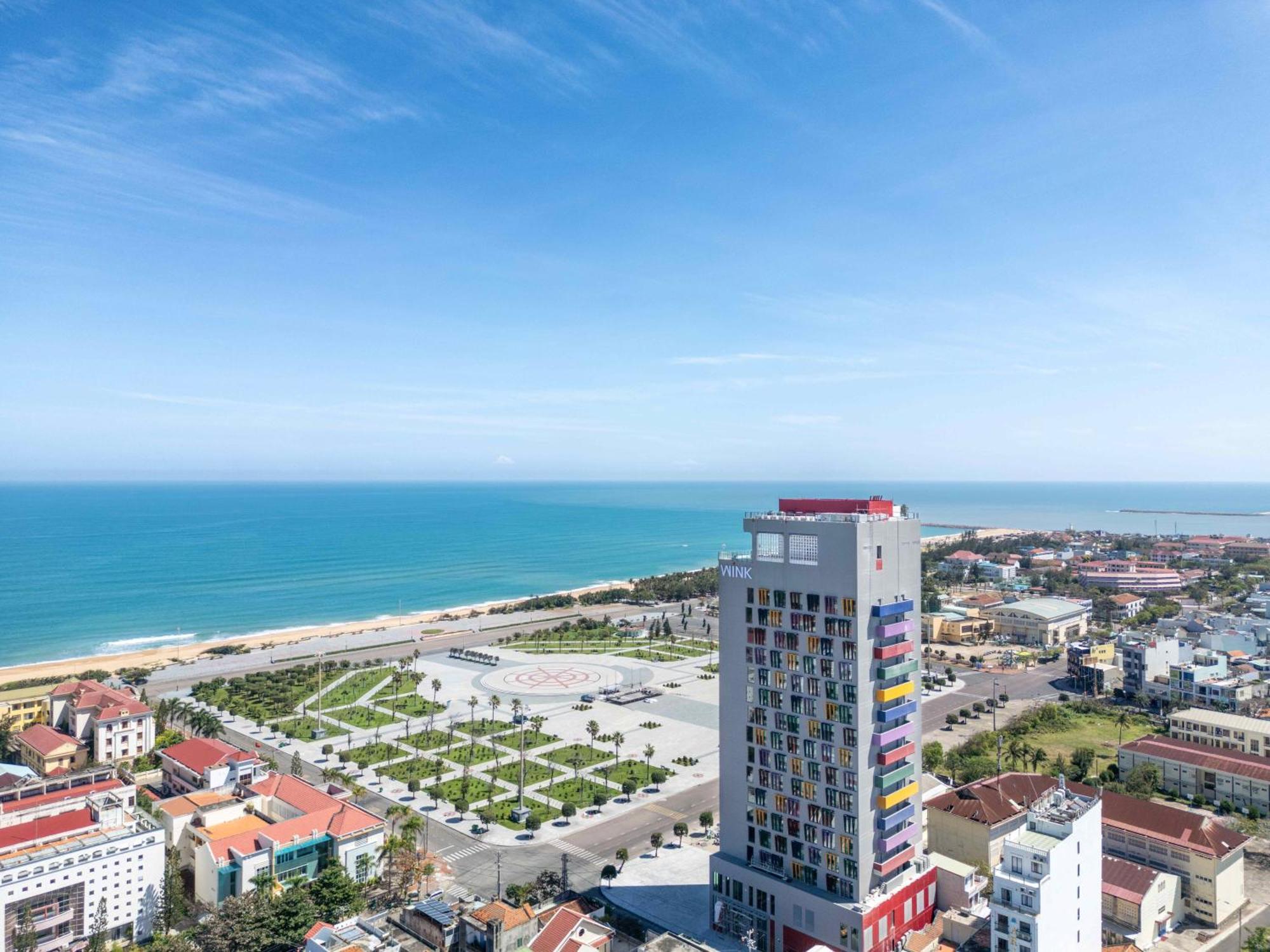 Wink Hotel Tuy Hoa Beach - 24Hrs Stay & Rooftop Pool Bar Exterior foto